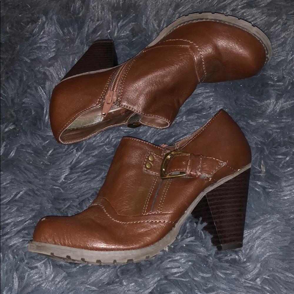 Nicole brown leather boots with heels